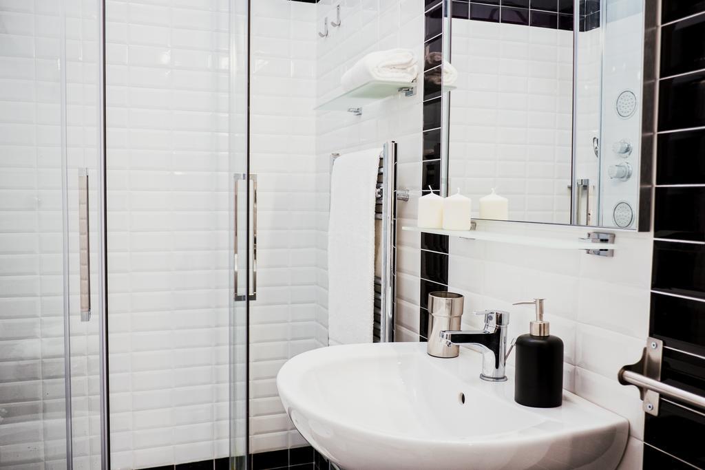 Bmga L Stylish Industrial Termini Apartment โรม ภายนอก รูปภาพ