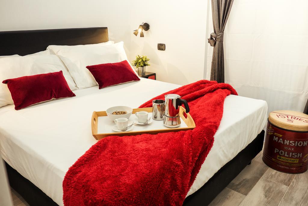 Bmga L Stylish Industrial Termini Apartment โรม ภายนอก รูปภาพ