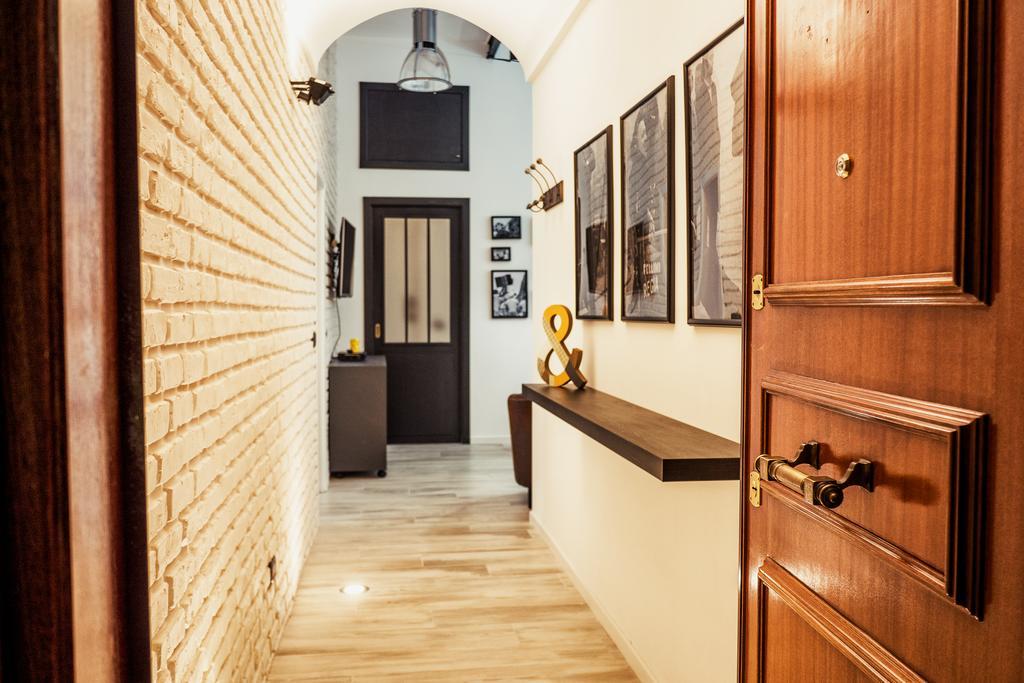 Bmga L Stylish Industrial Termini Apartment โรม ภายนอก รูปภาพ